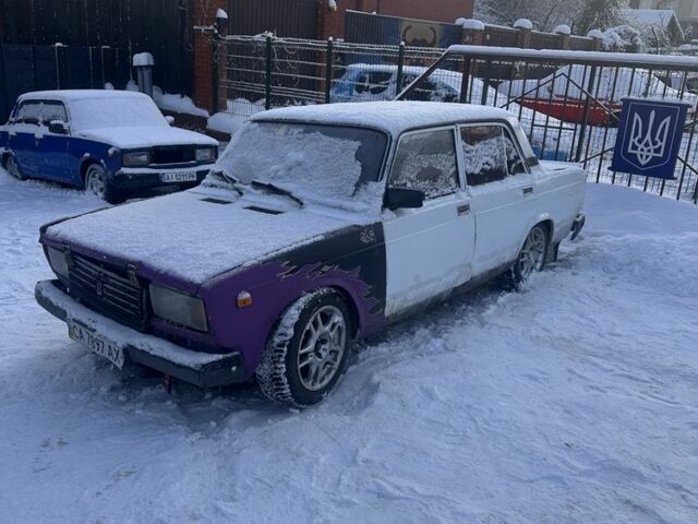 Білий ВАЗ 2107, об'ємом двигуна 0 л та пробігом 70 тис. км за 1000 $, фото 1 на Automoto.ua