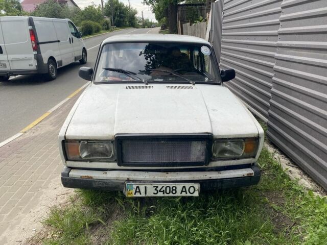 Белый ВАЗ 2107, объемом двигателя 1.5 л и пробегом 355 тыс. км за 35000 $, фото 1 на Automoto.ua