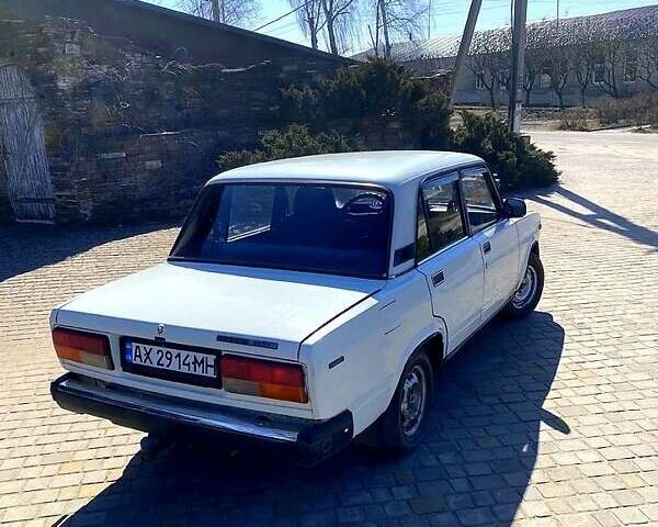 Белый ВАЗ 2107, объемом двигателя 1.6 л и пробегом 56 тыс. км за 850 $, фото 1 на Automoto.ua