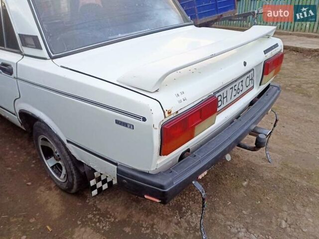 Белый ВАЗ 2107, объемом двигателя 1.7 л и пробегом 140 тыс. км за 1200 $, фото 1 на Automoto.ua