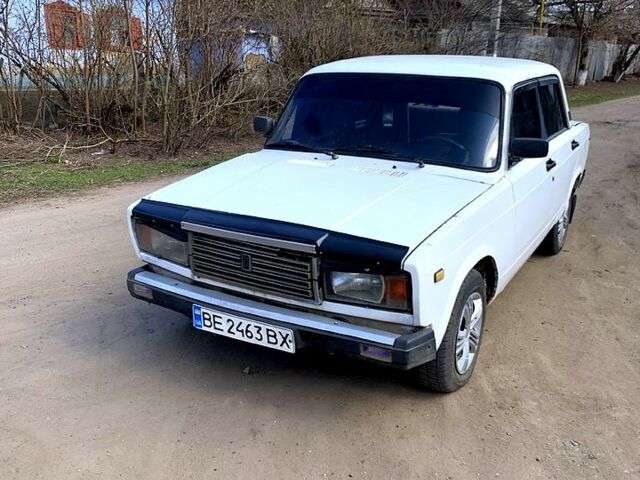 Белый ВАЗ 2107, объемом двигателя 1.5 л и пробегом 0 тыс. км за 700 $, фото 1 на Automoto.ua