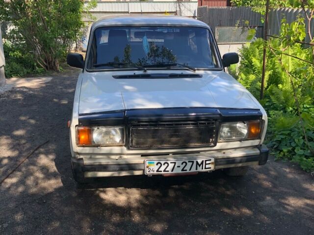 Білий ВАЗ 2107, об'ємом двигуна 1.6 л та пробігом 17 тис. км за 950 $, фото 1 на Automoto.ua