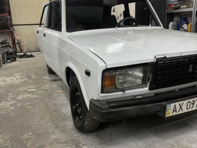 Білий ВАЗ 2107, об'ємом двигуна 1 л та пробігом 6 тис. км за 669 $, фото 1 на Automoto.ua