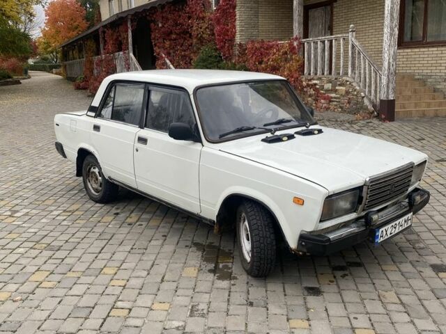 Белый ВАЗ 2107, объемом двигателя 1.6 л и пробегом 55 тыс. км за 1100 $, фото 1 на Automoto.ua