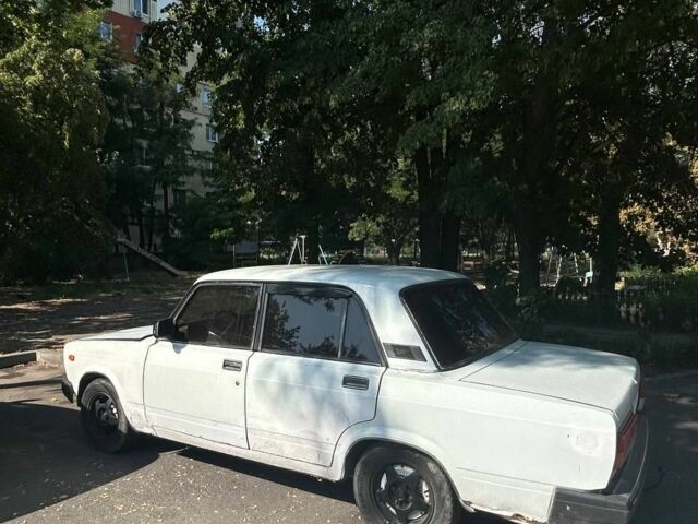 Белый ВАЗ 2107, объемом двигателя 1.5 л и пробегом 1 тыс. км за 449 $, фото 1 на Automoto.ua