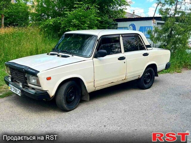 Белый ВАЗ 2107, объемом двигателя 1.7 л и пробегом 95 тыс. км за 670 $, фото 1 на Automoto.ua
