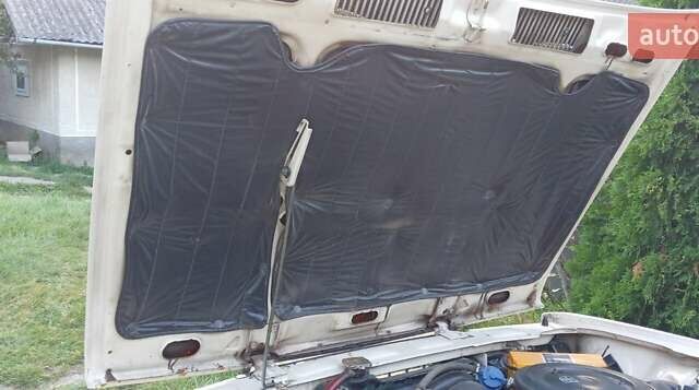 Белый ВАЗ 2107, объемом двигателя 1.5 л и пробегом 157 тыс. км за 1500 $, фото 1 на Automoto.ua