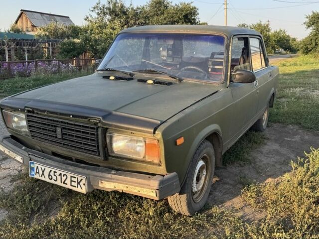 Белый ВАЗ 2107, объемом двигателя 0 л и пробегом 111 тыс. км за 393 $, фото 1 на Automoto.ua