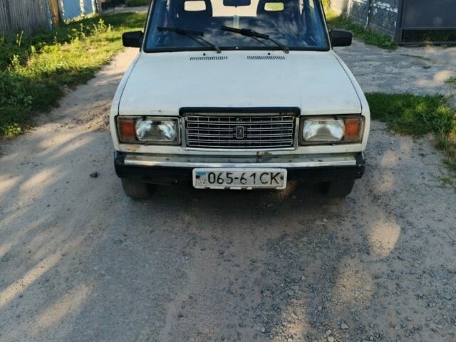 Белый ВАЗ 2107, объемом двигателя 0 л и пробегом 674 тыс. км за 336 $, фото 1 на Automoto.ua