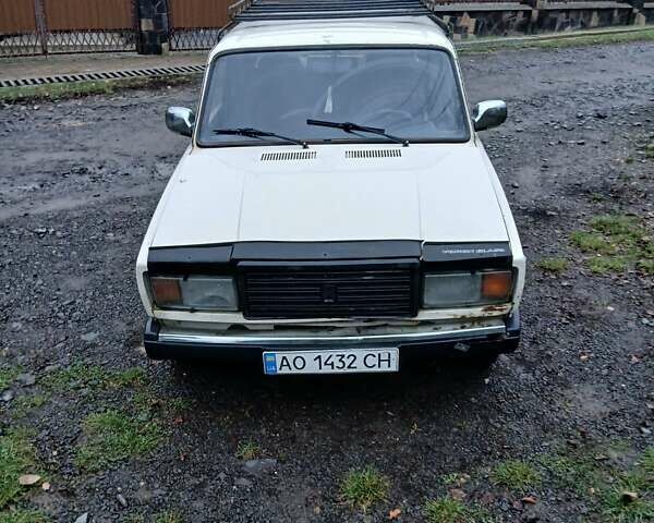 Белый ВАЗ 2107, объемом двигателя 1.7 л и пробегом 38 тыс. км за 700 $, фото 1 на Automoto.ua