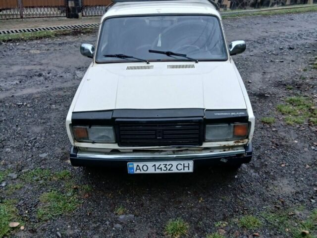 Белый ВАЗ 2107, объемом двигателя 1.7 л и пробегом 38 тыс. км за 700 $, фото 1 на Automoto.ua