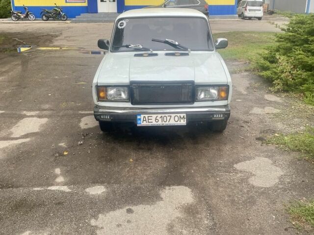 Белый ВАЗ 2107, объемом двигателя 1.5 л и пробегом 3 тыс. км за 1797 $, фото 1 на Automoto.ua