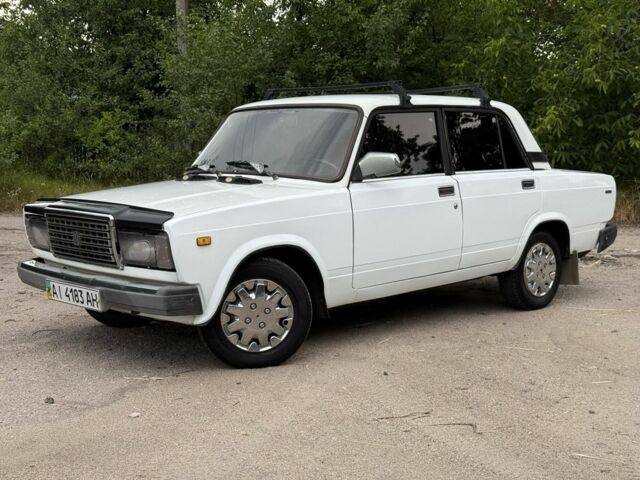Белый ВАЗ 2107, объемом двигателя 1.5 л и пробегом 1 тыс. км за 870 $, фото 1 на Automoto.ua
