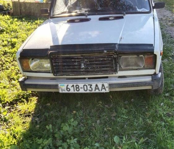Белый ВАЗ 2107, объемом двигателя 1.5 л и пробегом 3 тыс. км за 480 $, фото 1 на Automoto.ua