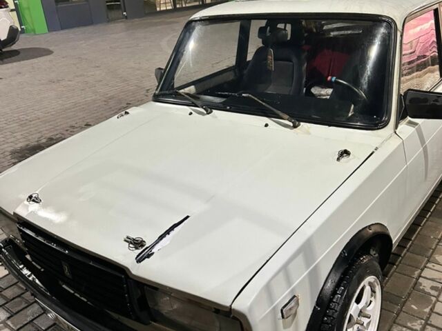 Белый ВАЗ 2107, объемом двигателя 1.7 л и пробегом 150 тыс. км за 2400 $, фото 1 на Automoto.ua