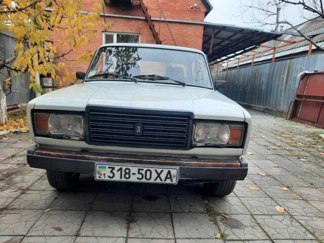 Белый ВАЗ 2107, объемом двигателя 1.6 л и пробегом 46 тыс. км за 2500 $, фото 1 на Automoto.ua