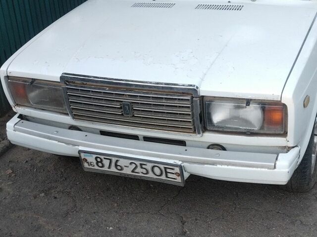 Белый ВАЗ 2107, объемом двигателя 0 л и пробегом 110 тыс. км за 800 $, фото 1 на Automoto.ua