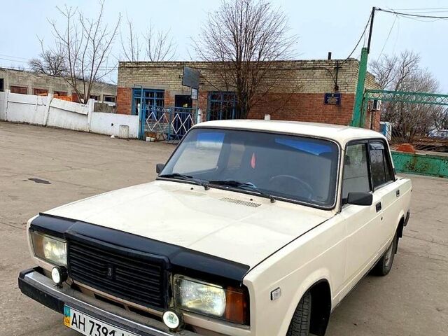 Белый ВАЗ 2107, объемом двигателя 1.5 л и пробегом 0 тыс. км за 710 $, фото 1 на Automoto.ua