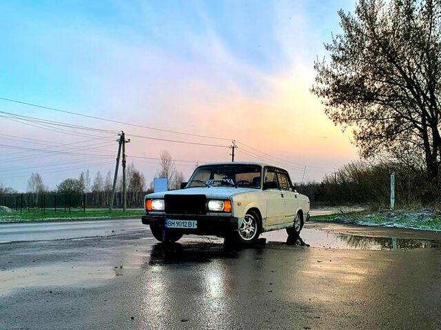 Білий ВАЗ 2107, об'ємом двигуна 1.5 л та пробігом 120 тис. км за 900 $, фото 1 на Automoto.ua