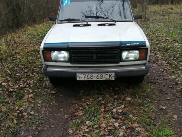 Белый ВАЗ 2107, объемом двигателя 0 л и пробегом 100 тыс. км за 876 $, фото 1 на Automoto.ua