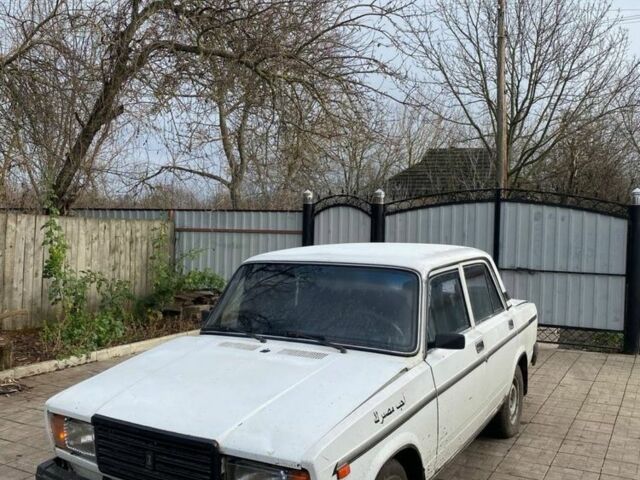 Білий ВАЗ 2107, об'ємом двигуна 1.5 л та пробігом 60 тис. км за 1050 $, фото 1 на Automoto.ua