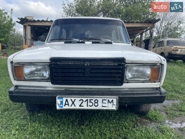 Белый ВАЗ 2107, объемом двигателя 1.5 л и пробегом 200 тыс. км за 346 $, фото 1 на Automoto.ua