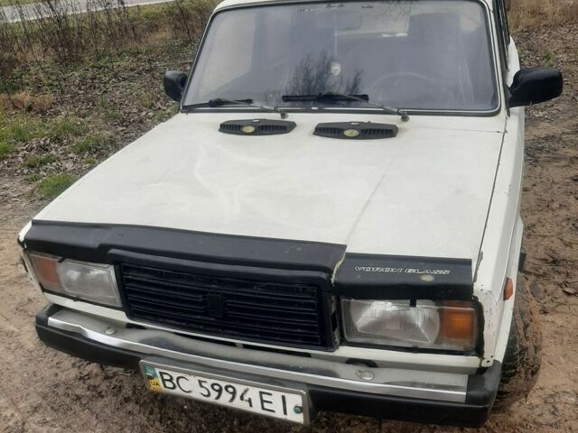 Белый ВАЗ 2107, объемом двигателя 1.5 л и пробегом 74 тыс. км за 750 $, фото 1 на Automoto.ua