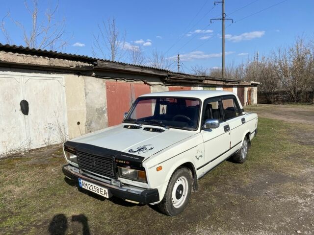 Білий ВАЗ 2107, об'ємом двигуна 1.5 л та пробігом 100 тис. км за 900 $, фото 1 на Automoto.ua