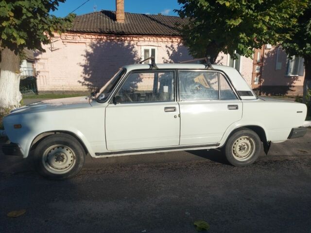 Білий ВАЗ 2107, об'ємом двигуна 0 л та пробігом 50 тис. км за 1600 $, фото 1 на Automoto.ua