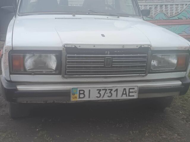 Белый ВАЗ 2107, объемом двигателя 1.5 л и пробегом 2 тыс. км за 271 $, фото 1 на Automoto.ua