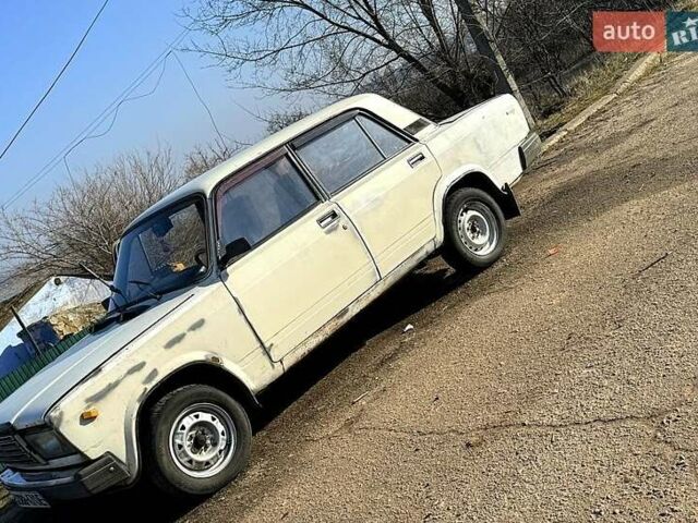 Білий ВАЗ 2107, об'ємом двигуна 1.6 л та пробігом 195 тис. км за 1200 $, фото 1 на Automoto.ua