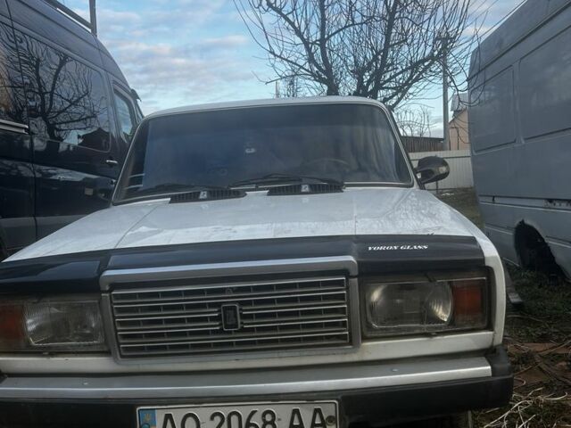 Белый ВАЗ 2107, объемом двигателя 0 л и пробегом 65 тыс. км за 550 $, фото 1 на Automoto.ua