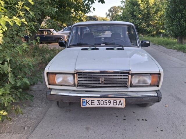Белый ВАЗ 2107, объемом двигателя 3 л и пробегом 80 тыс. км за 1250 $, фото 1 на Automoto.ua