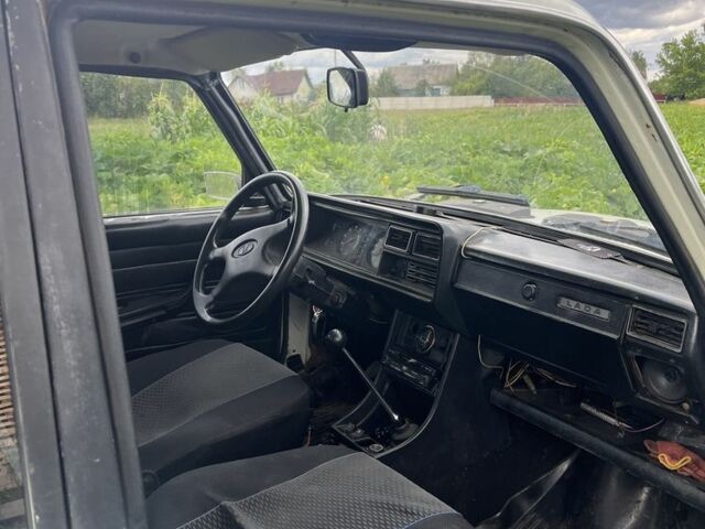 Белый ВАЗ 2107, объемом двигателя 1.5 л и пробегом 70 тыс. км за 400 $, фото 1 на Automoto.ua