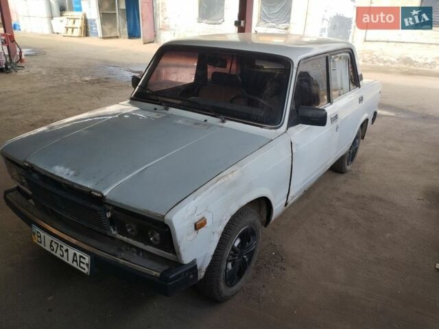 Белый ВАЗ 2107, объемом двигателя 1.45 л и пробегом 70 тыс. км за 700 $, фото 1 на Automoto.ua