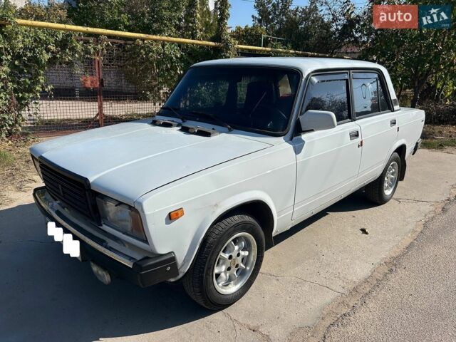 Білий ВАЗ 2107, об'ємом двигуна 1.5 л та пробігом 170 тис. км за 1200 $, фото 1 на Automoto.ua