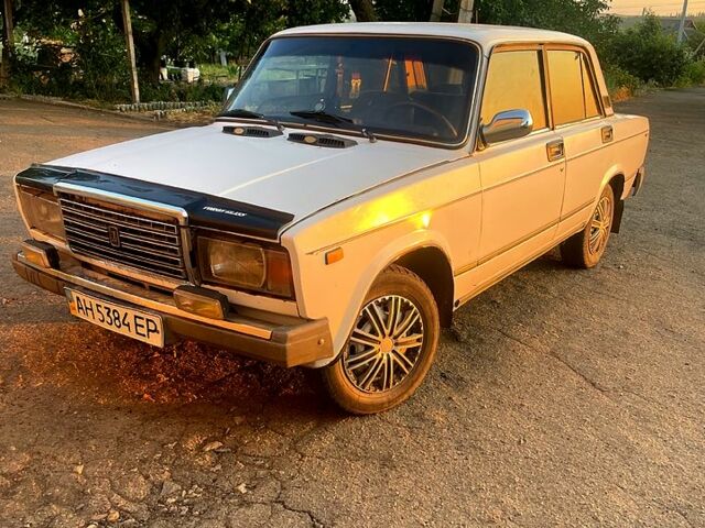 Білий ВАЗ 2107, об'ємом двигуна 1.5 л та пробігом 90 тис. км за 800 $, фото 1 на Automoto.ua
