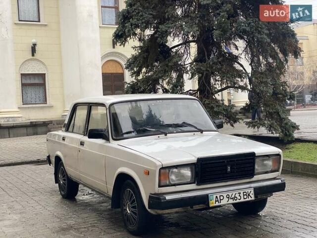 Белый ВАЗ 2107, объемом двигателя 1.45 л и пробегом 100 тыс. км за 880 $, фото 1 на Automoto.ua