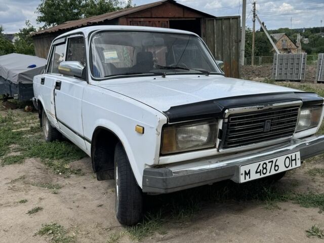 Білий ВАЗ 2107, об'ємом двигуна 0 л та пробігом 200 тис. км за 225 $, фото 1 на Automoto.ua
