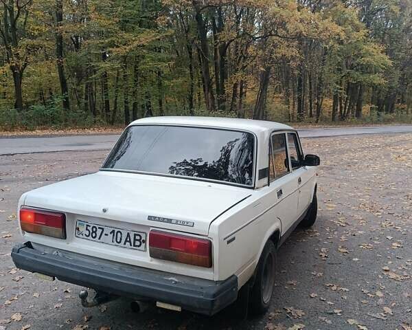 Белый ВАЗ 2107, объемом двигателя 0 л и пробегом 64 тыс. км за 838 $, фото 1 на Automoto.ua