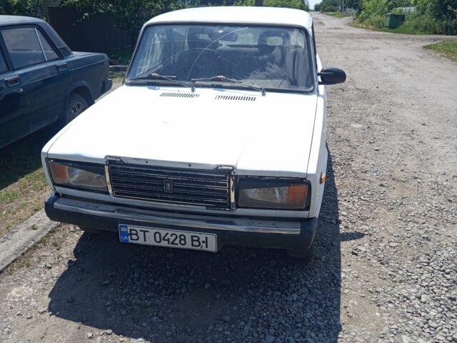 Белый ВАЗ 2107, объемом двигателя 1.5 л и пробегом 34 тыс. км за 338 $, фото 1 на Automoto.ua