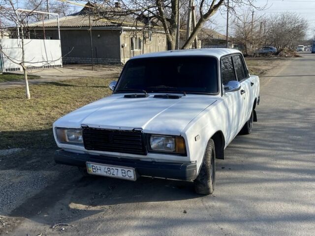 Белый ВАЗ 2107, объемом двигателя 1.5 л и пробегом 3 тыс. км за 750 $, фото 1 на Automoto.ua