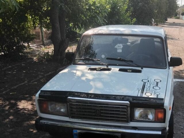 Білий ВАЗ 2107, об'ємом двигуна 1.6 л та пробігом 250 тис. км за 965 $, фото 1 на Automoto.ua
