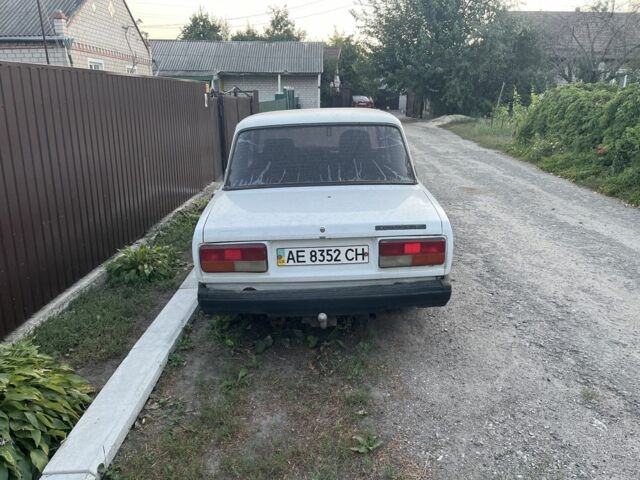 Білий ВАЗ 2107, об'ємом двигуна 1.6 л та пробігом 92 тис. км за 999 $, фото 1 на Automoto.ua