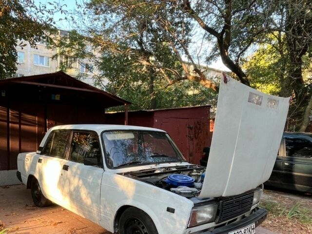 Білий ВАЗ 2107, об'ємом двигуна 1.5 л та пробігом 92 тис. км за 700 $, фото 1 на Automoto.ua