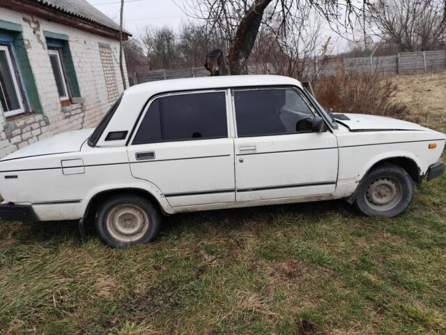 Белый ВАЗ 2107, объемом двигателя 0 л и пробегом 36 тыс. км за 18000 $, фото 1 на Automoto.ua
