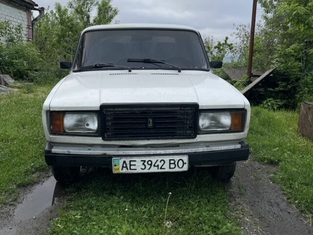Белый ВАЗ 2107, объемом двигателя 1.6 л и пробегом 150 тыс. км за 343 $, фото 1 на Automoto.ua