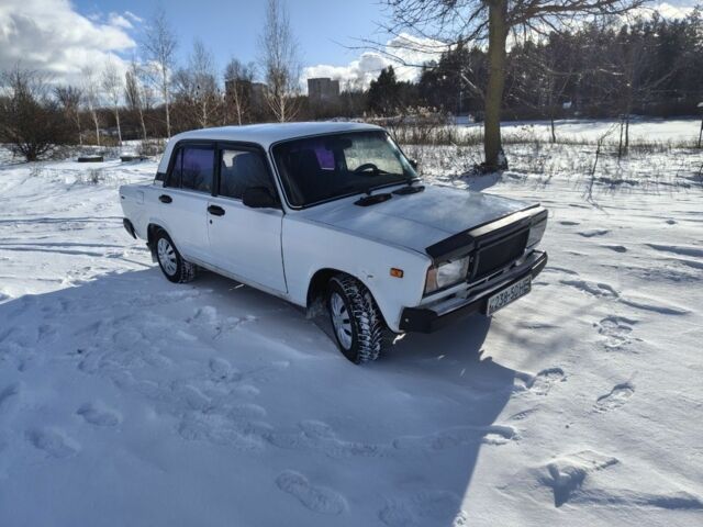 Білий ВАЗ 2107, об'ємом двигуна 0 л та пробігом 150 тис. км за 850 $, фото 1 на Automoto.ua