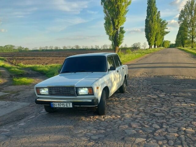 Білий ВАЗ 2107, об'ємом двигуна 3 л та пробігом 90 тис. км за 1199 $, фото 1 на Automoto.ua