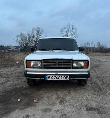 Білий ВАЗ 2107, об'ємом двигуна 1.45 л та пробігом 60 тис. км за 2000 $, фото 1 на Automoto.ua